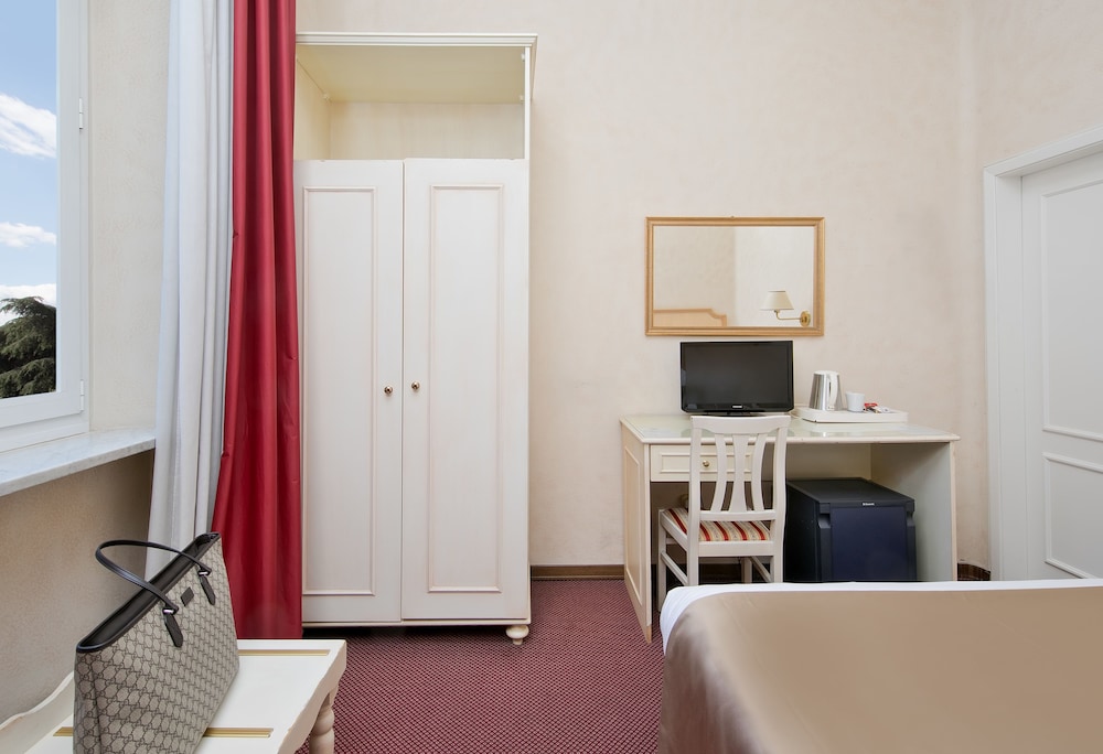 Standard Single Room photo 3