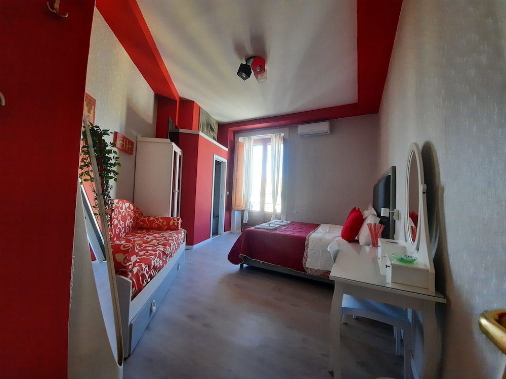 Panoramic Double Room, Private Bathroom, City View