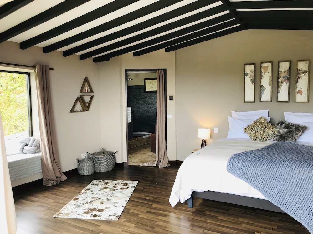 Travel Room photo 1