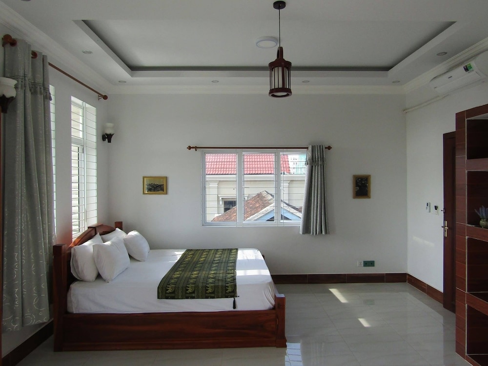 Panoramic Apartment, 1 King Bed, Kitchenette, City View