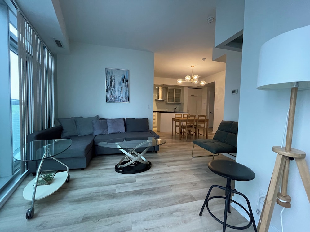 Elite Apartment, 2 Bedrooms, City View