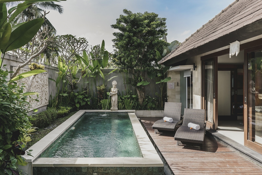 Grand 1 Bedroom Garden View Villa With Private Pool