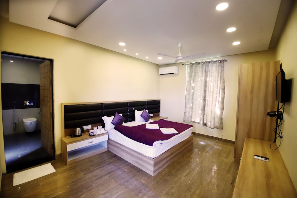 Luxury Room - Photo 1