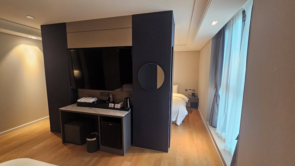Junior Room