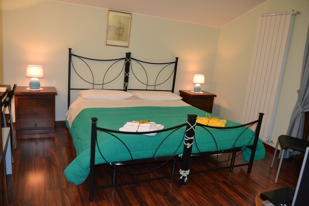 Classic Double Room, Mountain View photo 2