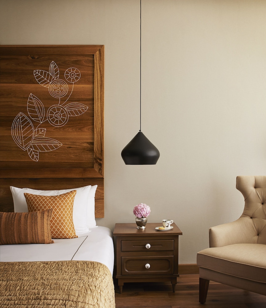 Deluxe Room With Garden View And Balcony Double Bed - Photo 2