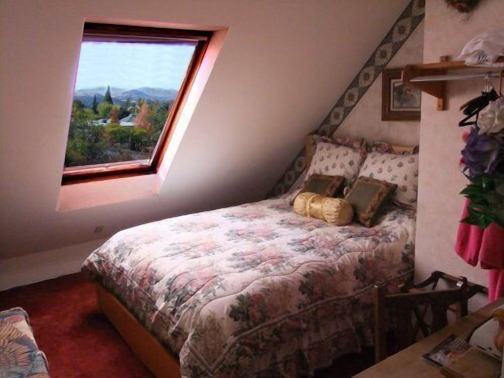 Traditional Double or Twin Room, 2 Bedrooms (Nook & Cranny) photo 1