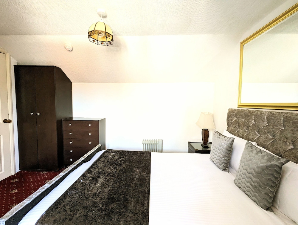 Attic Double/Twin photo 2
