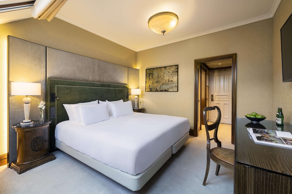 Premium with 3 Adults Occupancy and Extra Bed (Non Smoking)