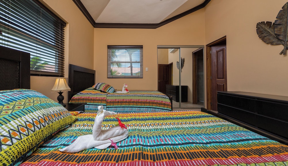 Premium Apartment, 2 Bedrooms, 2 Bathrooms, Pool View photo 2