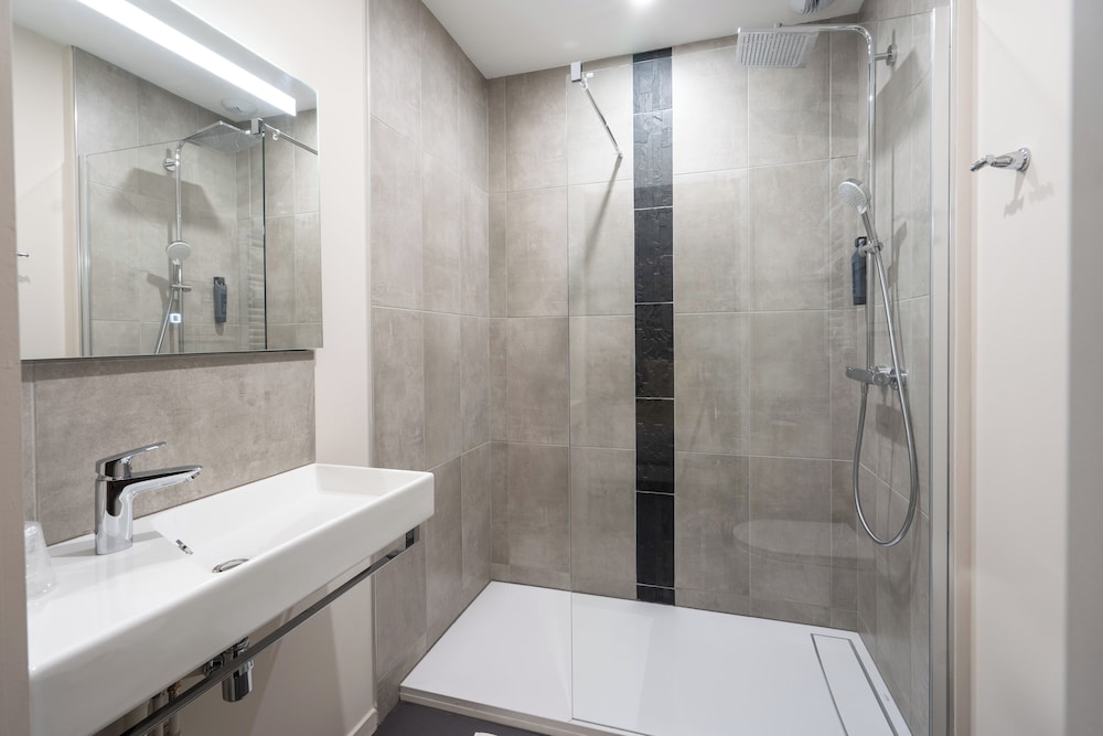Standard Triple Room photo 2