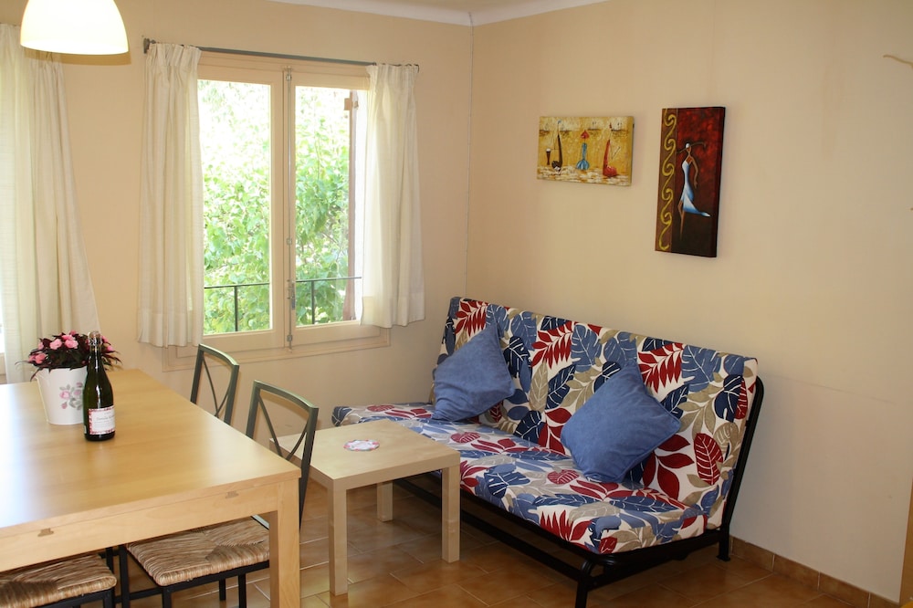 Studio, 1 Bedroom (Margarita 10)