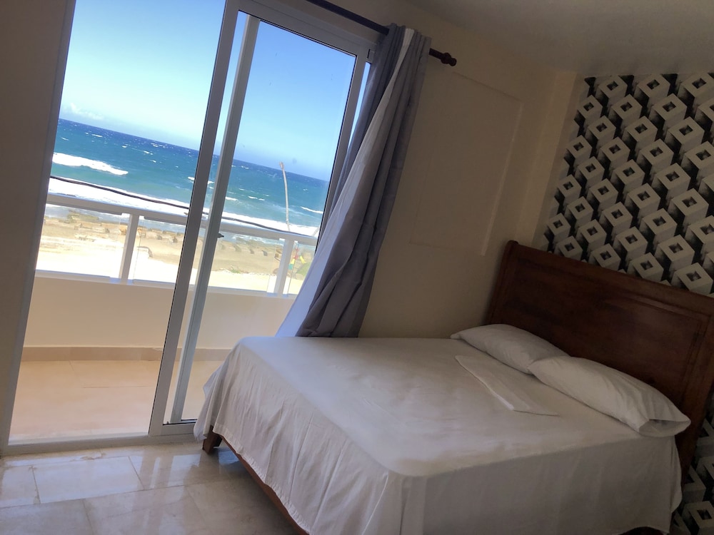 Double Room, 1 Double Bed, Beach View photo 2