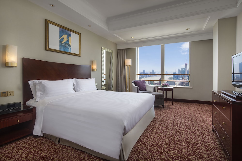 Deluxe Room (Business Class)