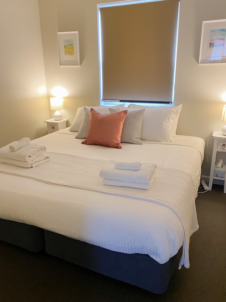 Grenache Apartment with Spa photo 2