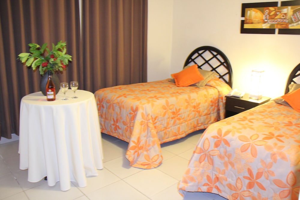Twin Room, 2 Twin Beds