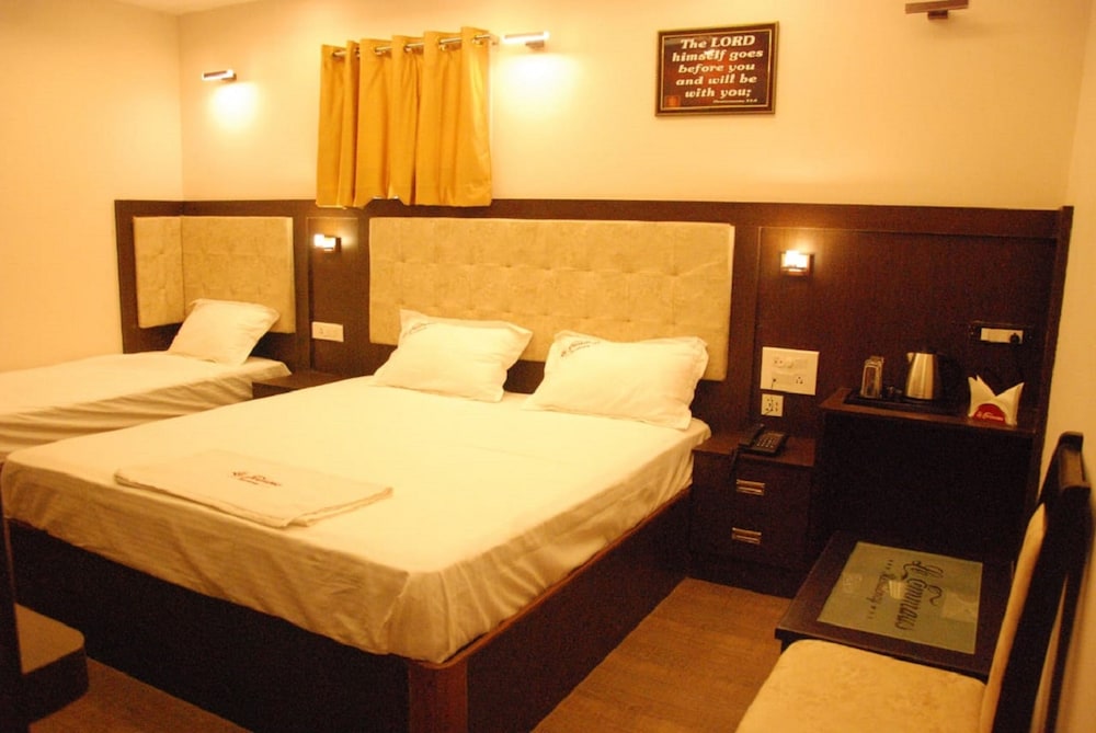 Triple Room, Multiple Beds, Non Smoking