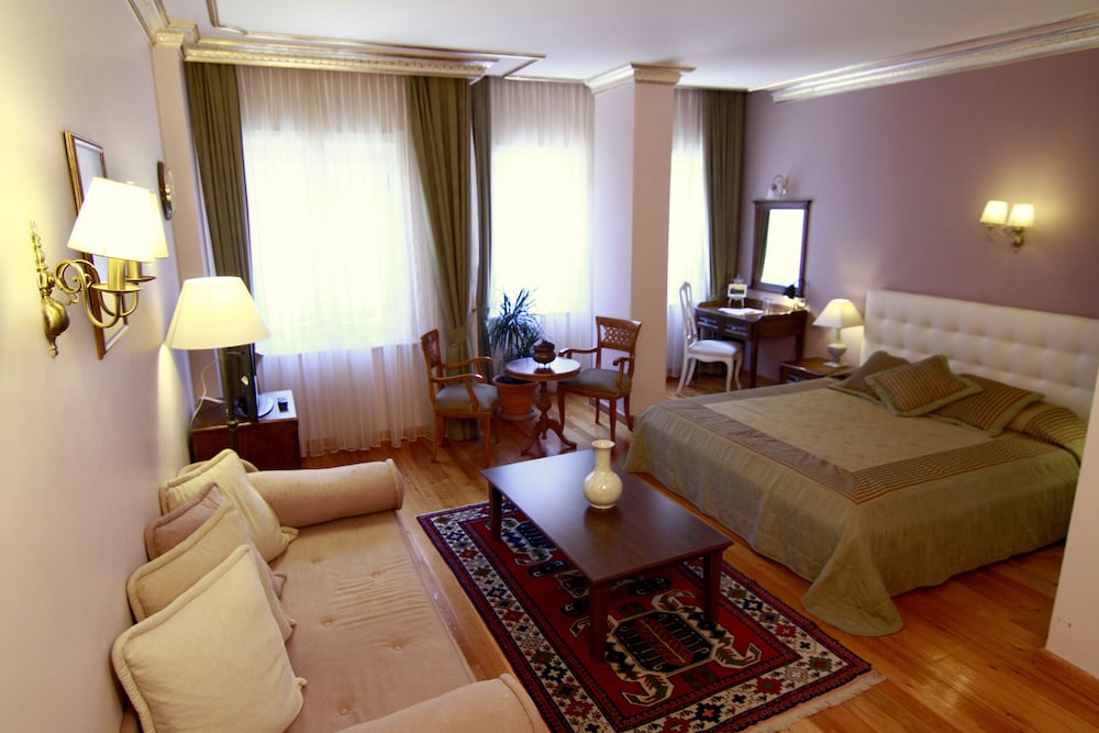 Superior Deluxe Room photo 1