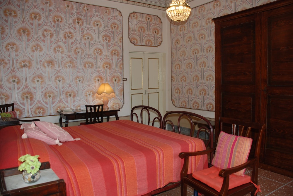 Double or Twin Room photo 1