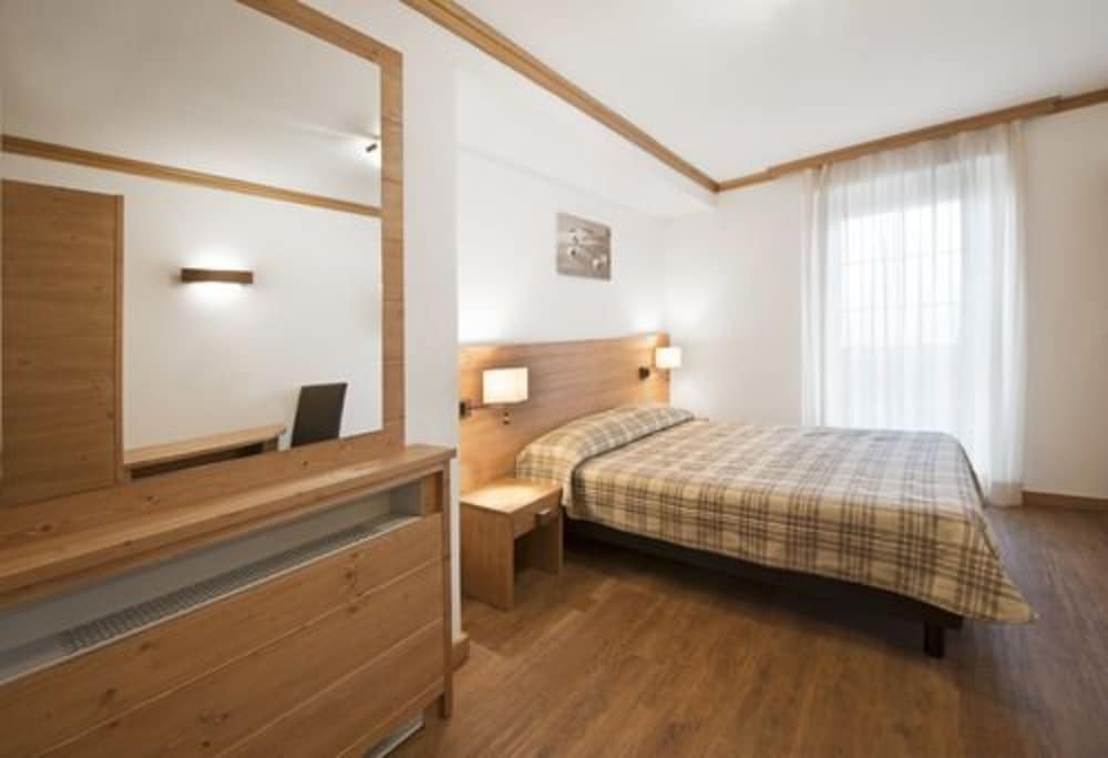 Superior Single Room, 1 Large Twin Bed