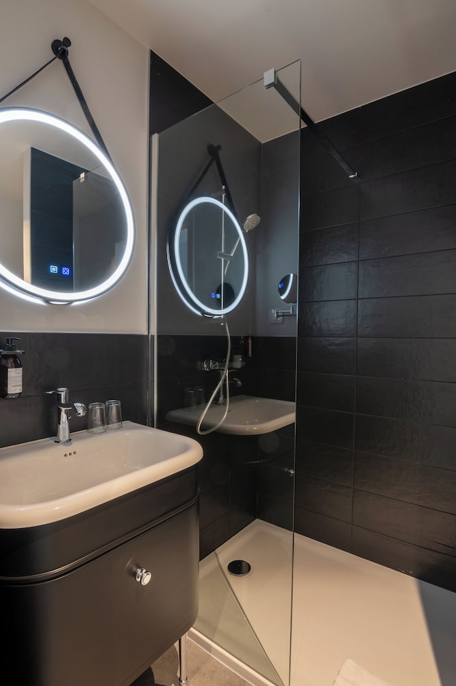 Comfort Double or Twin Room, 1 Bedroom, Non Smoking, Balcony - Photo 4