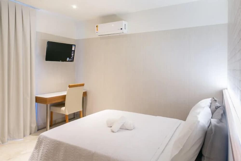 Deluxe Suite - Photo 5
