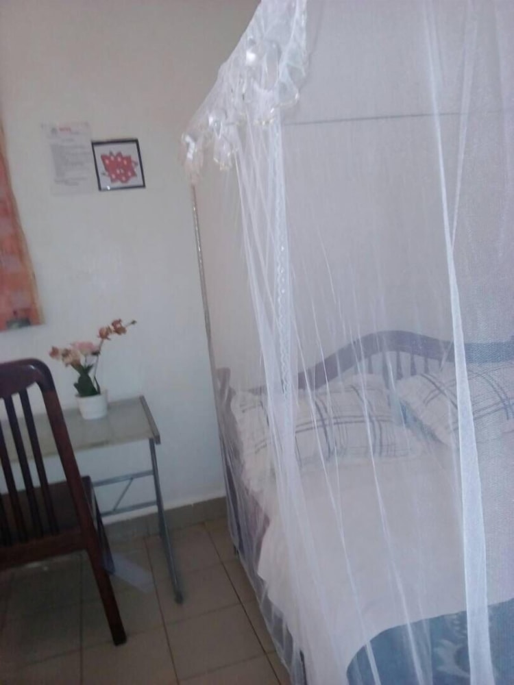 Basic Double Room Single Use photo 2