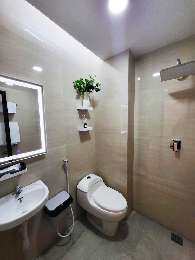 Double Room, 1 Queen Bed, Non Smoking, Garden View - Photo 10
