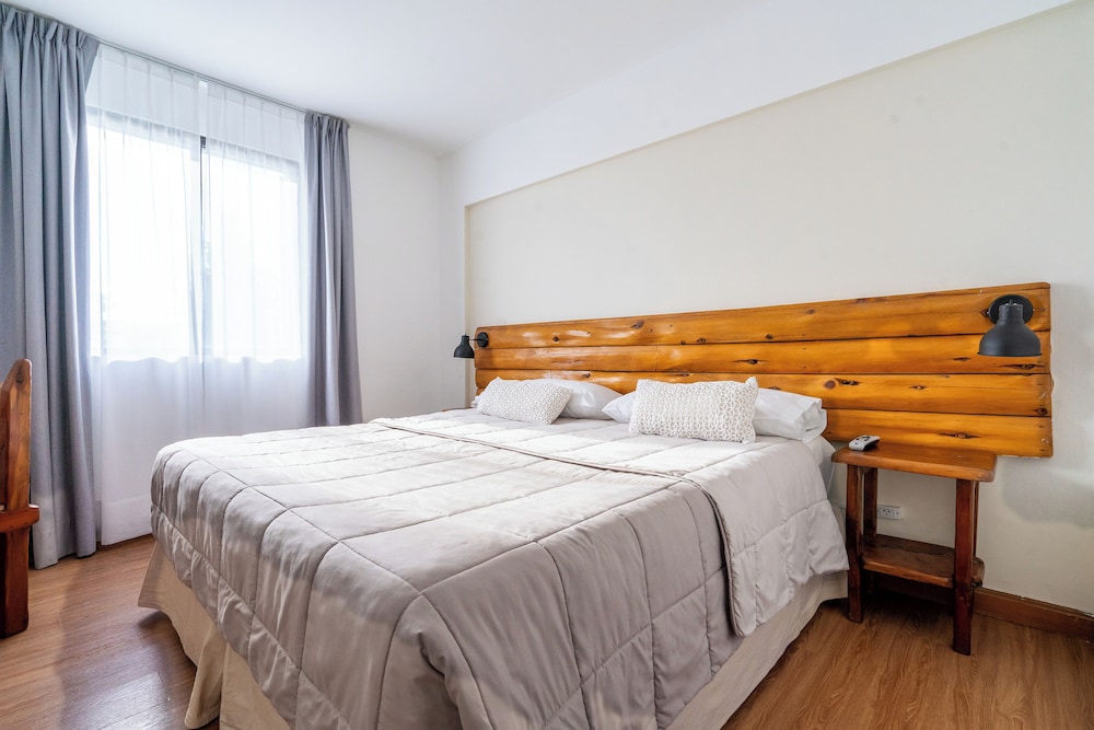 Superior Double Room, 1 Double or 2 Twin Beds, Lake View photo 2