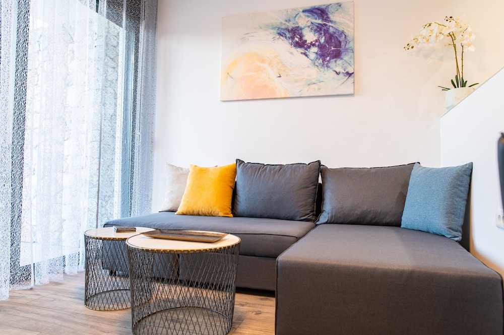 Deluxe Apartment photo 1