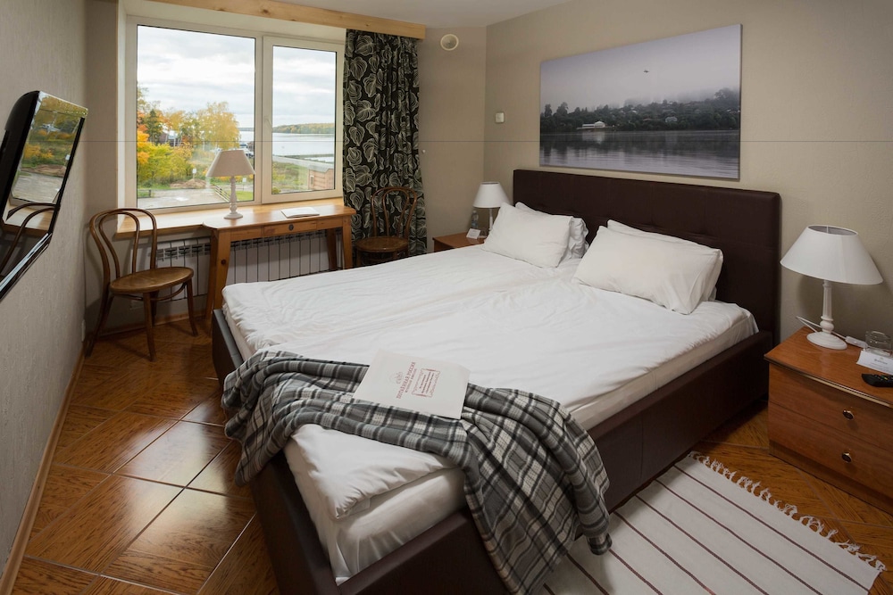 Standard Double Room, 1 Queen Bed