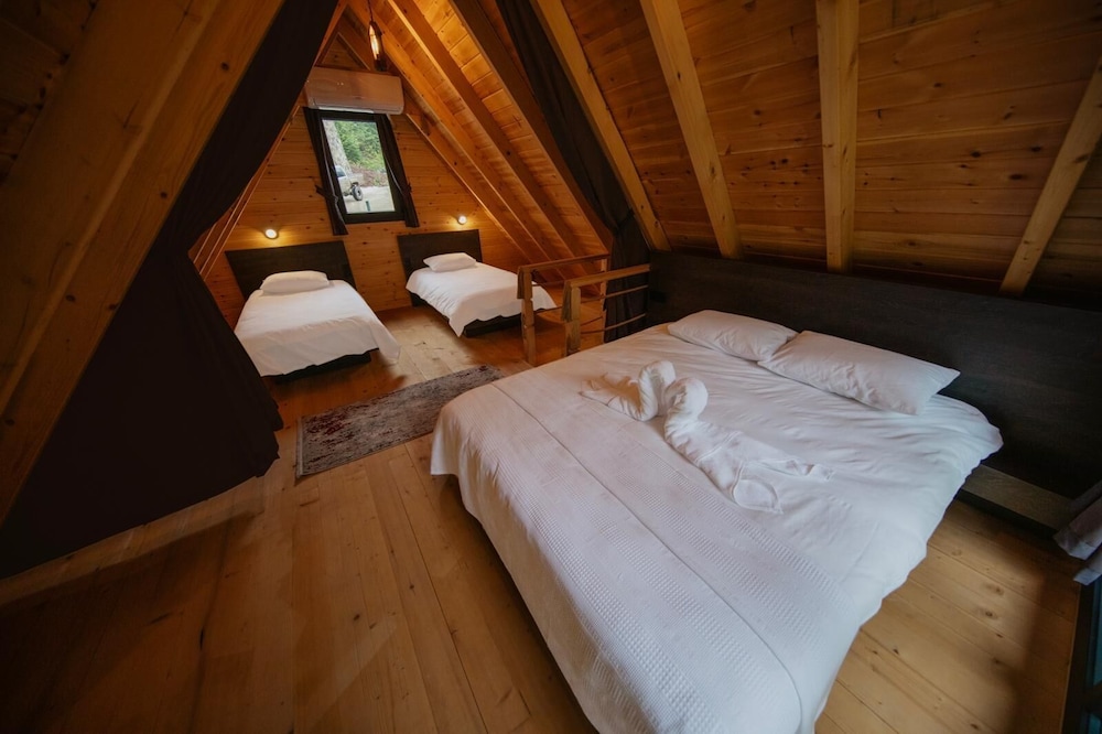 Comfort Bungalow, Balcony, Mountain View