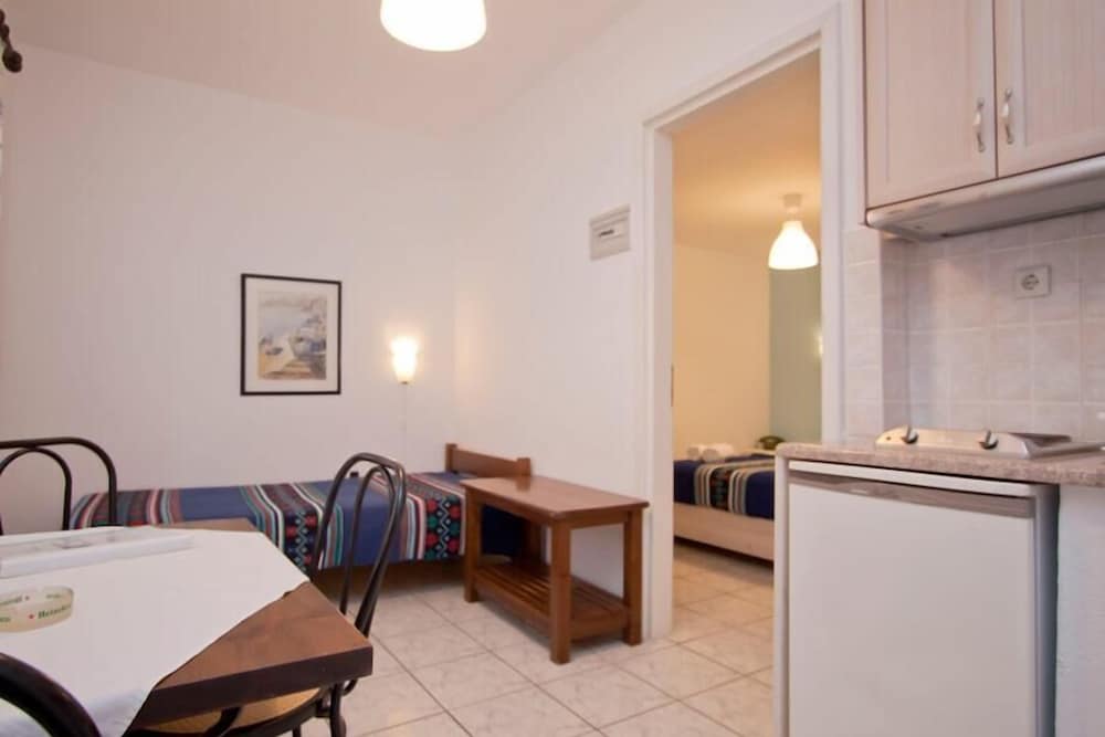 One Bedroom Apartment with Sea View - Photo 31