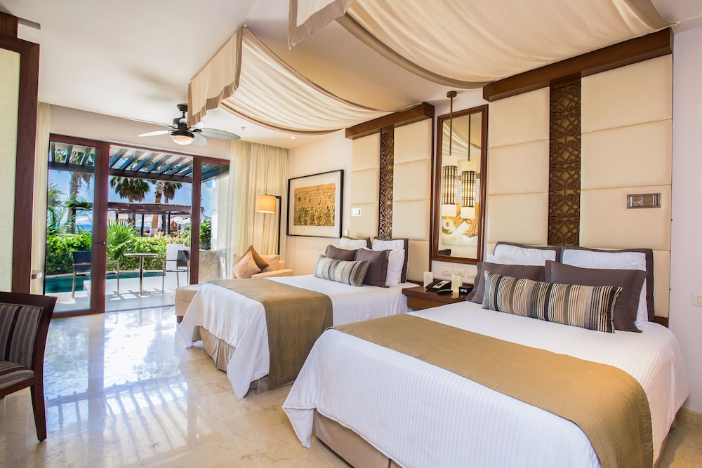 Preferred Club Junior Suite Ocean View Swim Out - Double - Photo 2