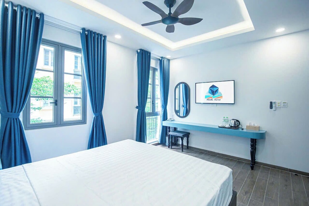 Deluxe Double Room, City View