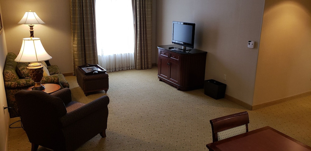 Suite, Multiple Beds, Accessible, Non Smoking - Photo 9