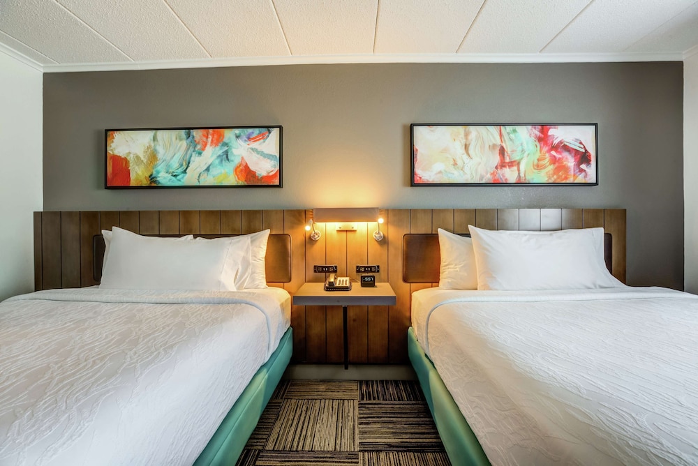 Room, Accessible at Hilton Garden Inn Boston Waltham in Waltham