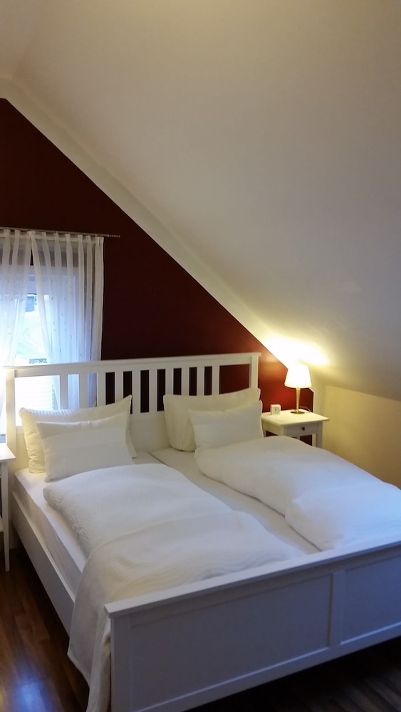 Classic Double Or Twin Room, 1 Bedroom, Non Smoking photo 1