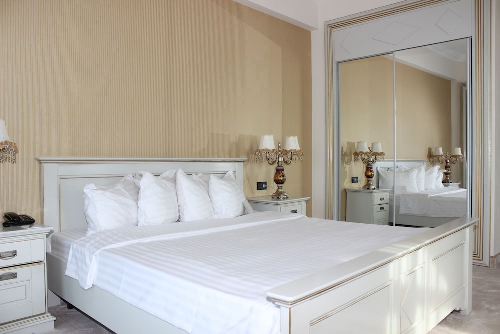 Junior Apartment, 1 Double Bed (Deluxe) - Photo 3