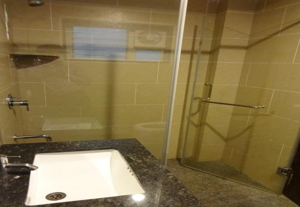 Executive Room photo 2