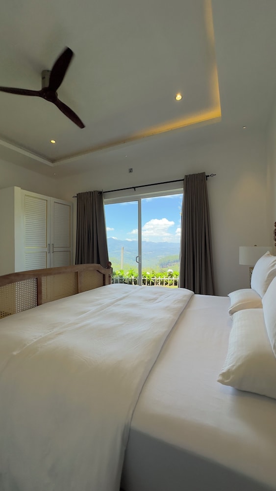 Five bedroom Villa with Private Pool photo 3