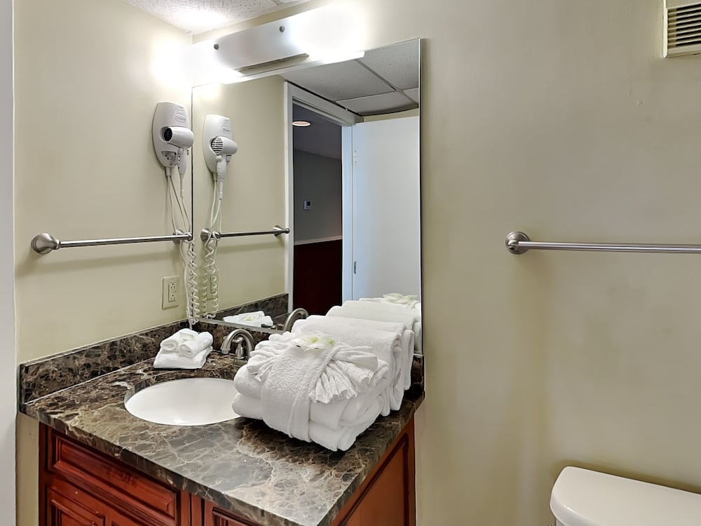 Condo, Multiple Beds, Balcony, Ocean View (T2 209 - No Pets) photo 2