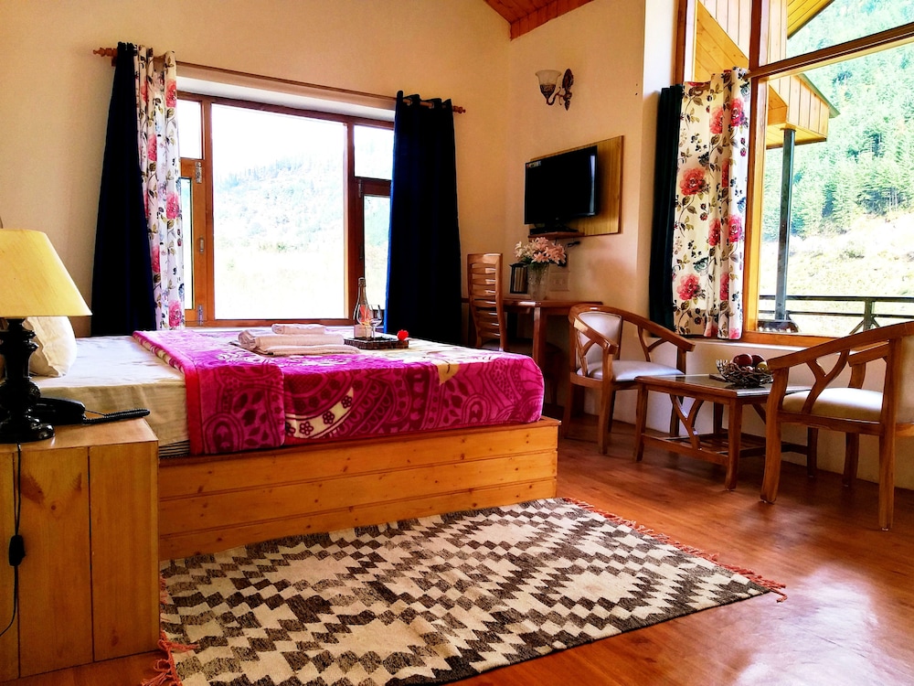 Premium Double Room, 1 King Bed, Balcony, Mountain View