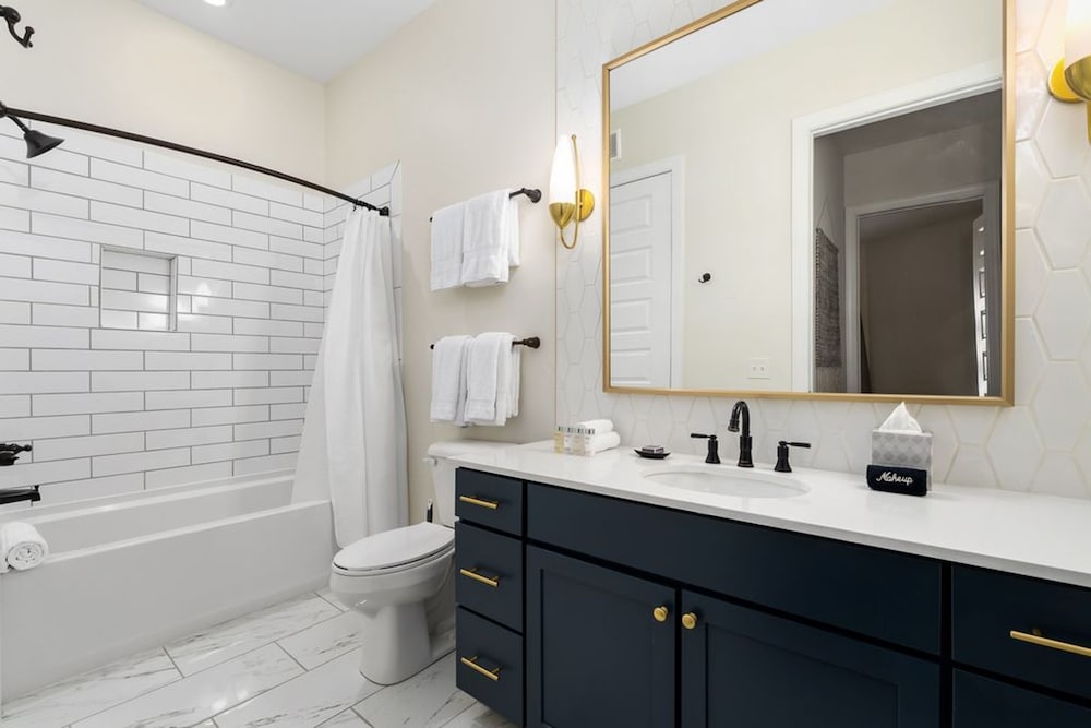 Premium 2BR at Luxe23, Billede 3