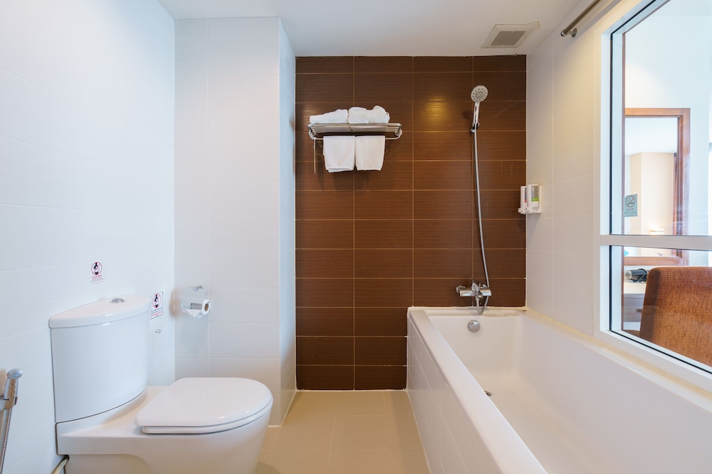 Deluxe Superior Suite photo 3