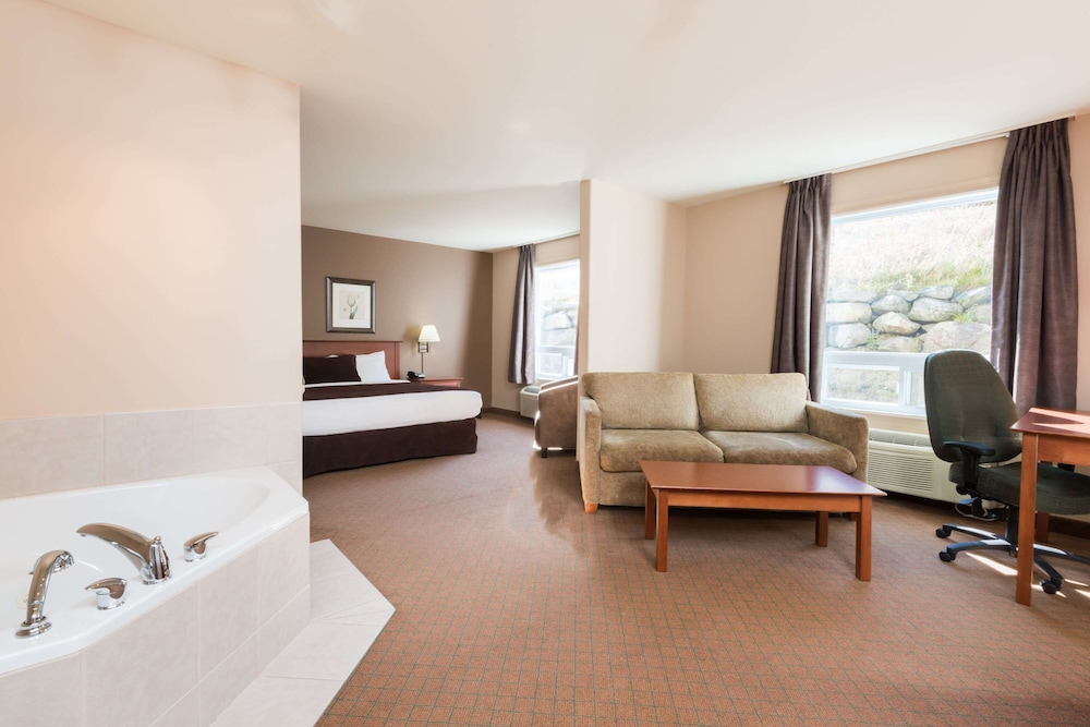 Upgraded, Suite, 1 King Bed with Sofa bed