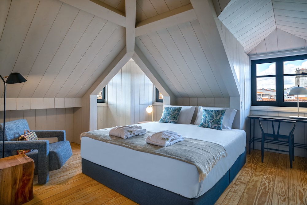 Double Room, City View (Roof-Top)