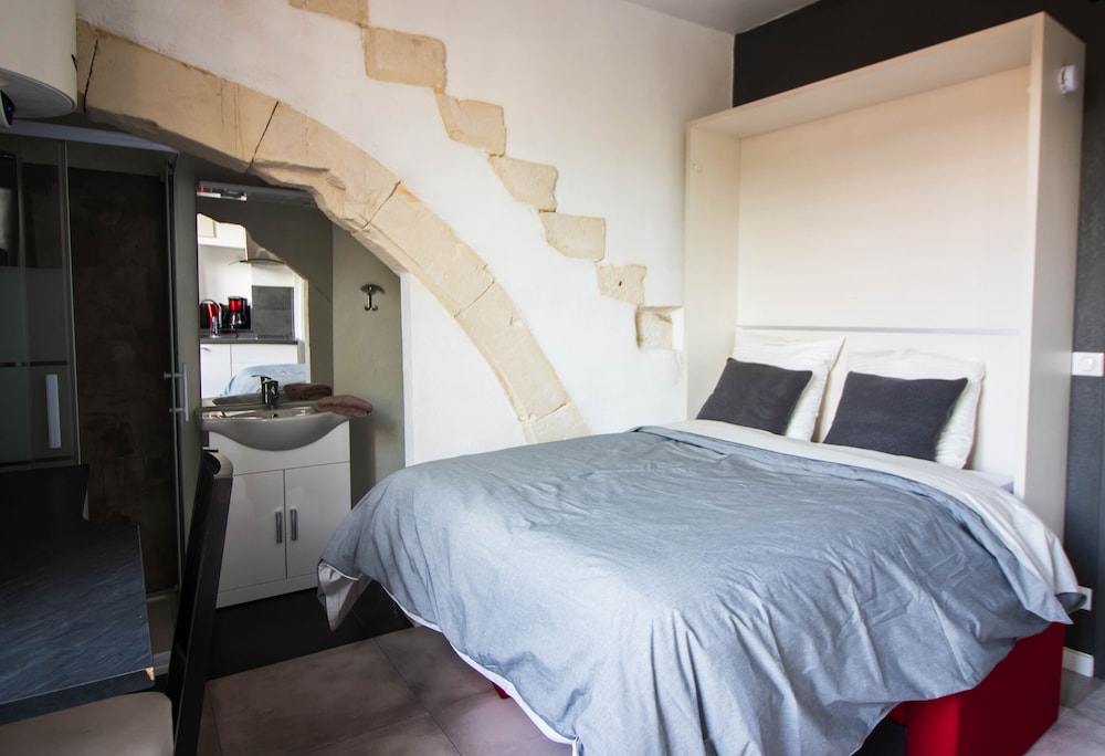 Superior Studio, Private Bathroom (Le Studio) - Photo 2