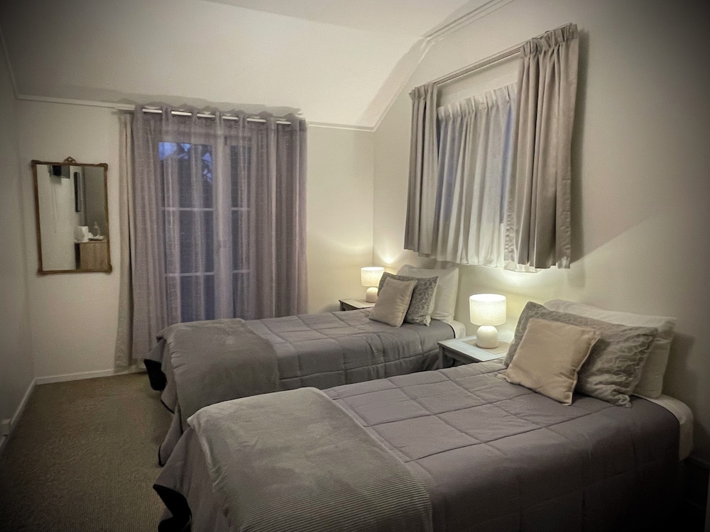 King/Twin Room - Photo 1