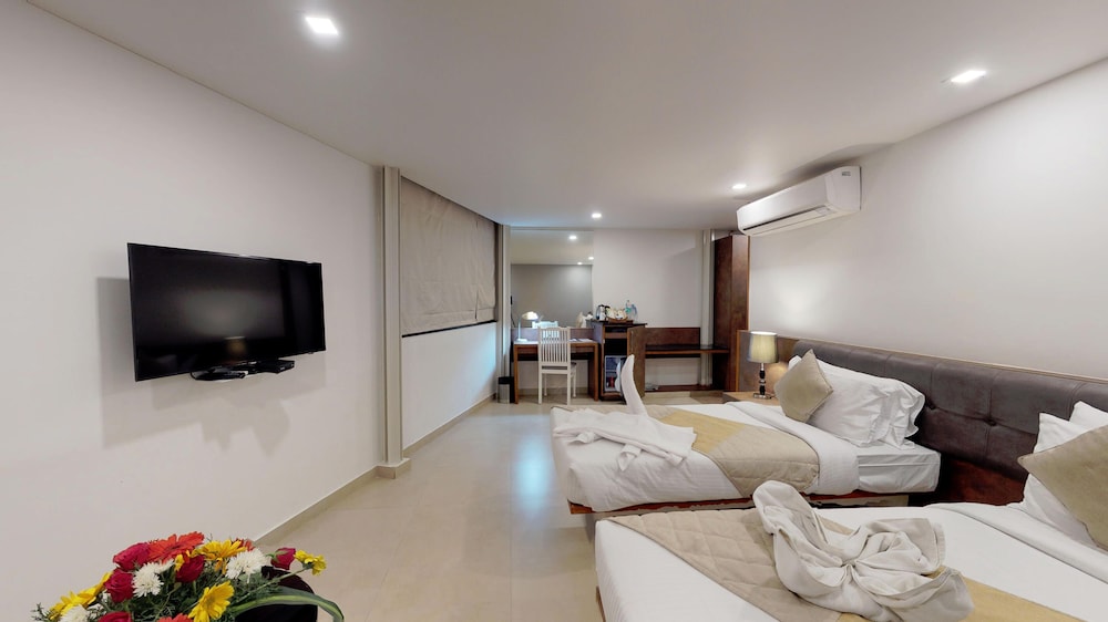 Deluxe Room only photo 1